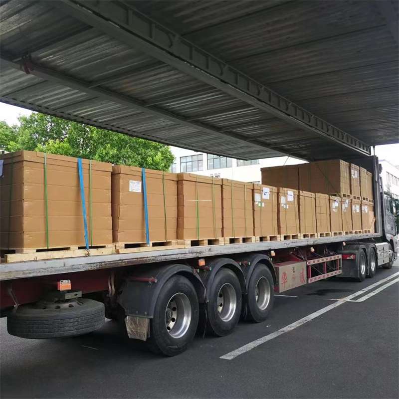 内蒙古锡林郭勒盟正镶白旗到新疆喀什叶城县物流公司内蒙古锡林郭勒盟正镶白旗至新疆喀什叶城县物流专线往返运输